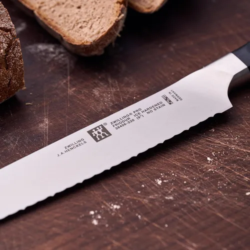 Vista 6 de ZWILLING J.A. Henckels Z15 - Cuchillo para pan, acero inoxidable, 9 pulgadas