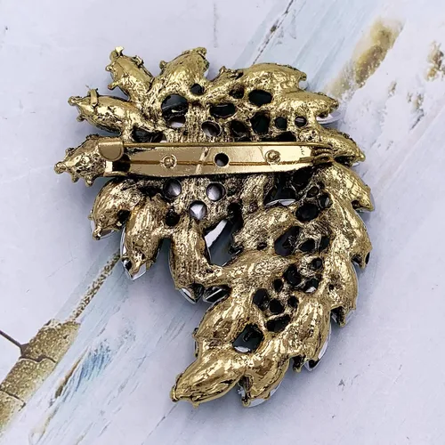 Vista 4 de SELOVO Marquesa Forma Rhinestone Hoja Roja Disfraz Broche Pin Joyería Antiqued Gold Tone
