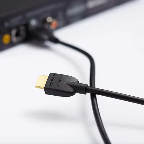 Vista 5 de Amazon Basics Cable HDMI, 3 pies, 4K@60Hz, cable HDMI 2.0 4K de alta velocidad (18 Gbps), 2160p, 48 bits, compatible con TV/PS5/Xbox/Roku, negro