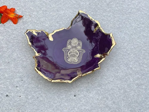 Vista 5 de Purple and Gold Hamsa Hand Ring Dish, Handmade Jewelry Holder, Gift for Mom, Daughter, Sister, Bride, Grandmother, Girlfriend, Wife -Stock Photo
