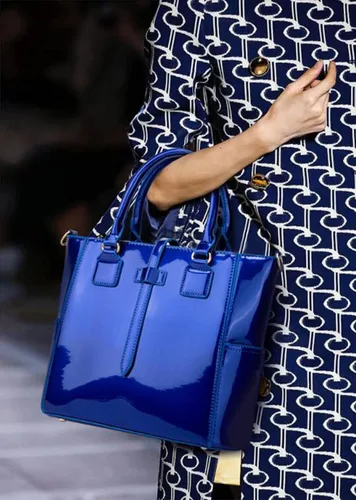 Vista 3 de YAQUNICER Bolso de mano y bolso de patente 3 piezas para mujer brillante PU asa superior bolsos cadena mensajero bolsa embrague titular de la tarjeta