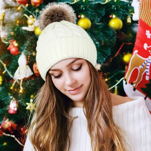 Vista 5 de Livingston Gorro de punto suave de invierno para mujer con pompón de piel sintética