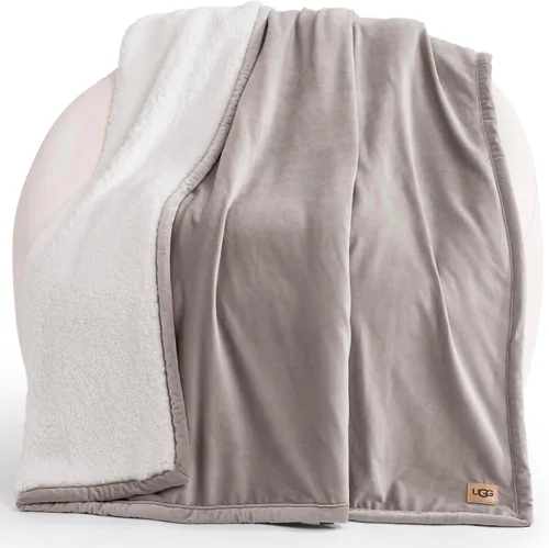 Vista 12 de UGG - Manta de arrullo Bliss, manta de forro polar suave y mullida para cama o sofá, tamaño extragrande, cálida, reversible, lavable a máquina
