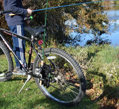 Vista 5 de Soporte para caña de pescar para bicicleta, muy fácil de montar en bicicleta, asegura 2 cañas para pescar en bicicleta