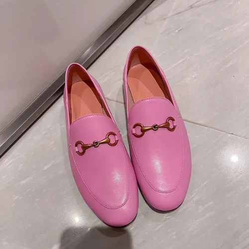 Vista 2 de Divanne Mocasines para mujer, mocasines planos con cadena dorada, mocasines de piel sin cordones
