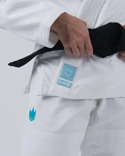 Vista 8 de KINGZ The One Brazilian Jiu Jitsu Gi - Kimono ligero BJJ para mujer - IBJJF Legal - 400gsm Pearl Weave Pro Competition