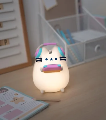 Vista 5 de Grupo Erik Pusheen - Lámpara gamer - Regalos Pusheen - Lámparas para niños para dormitorio - Luz nocturna para niños - Luz nocturna para bebés - Luz