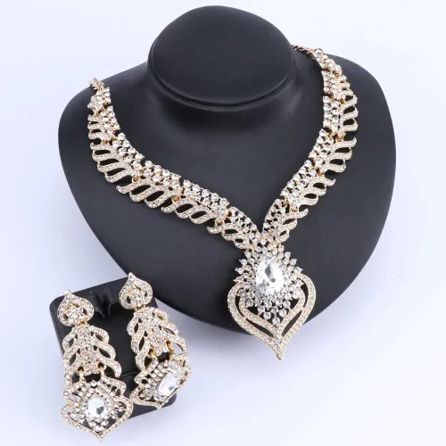 Vista 8 de Collar con colgante de corazón de diamantes de imitación de cristal de moda para mujer, accesorios de fiesta de boda nupcial