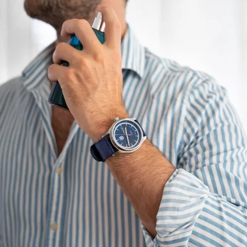 Vista 9 de Luminox Atacama Field Reloj azul automático fabricado en Suiza XL1903 Azul Patchwork Casilla