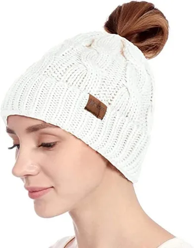Vista 5 de Rosoz Gorro de cola de caballo para mujer, gorro cálido de invierno, suave, elástico, de punto trenzado, para moño alto