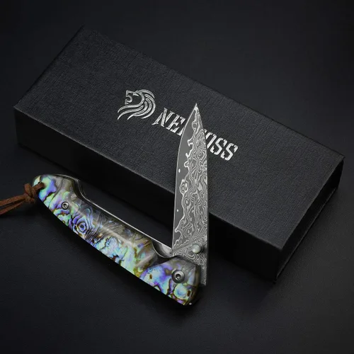 Vista 5 de Cuchillo de bolsillo NedFoss, cuchillo de bolsillo de Damasco con mango de concha de abalón, cuchillo plegable de acero Damasco forjado hecho a mano