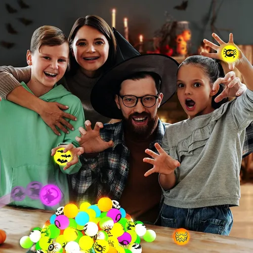 Vista 5 de 72 bolas que rebotan que brillan en la oscuridad, 8 bolas inflables temáticas de Halloween para suministros de fiesta de Halloween