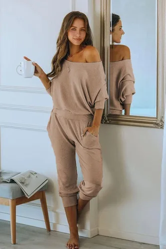 Vista 4 de PRETTYGARDEN Conjunto deportivo acanalado de 2 piezas para mujer, hombros descubiertos, manga larga, pantalones largos con bolsillos