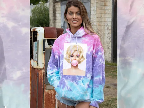 Vista 2 de Expression Tees Ms. Monroe Pink Bubble Gum American Icon Racerback Camiseta sin mangas para mujer