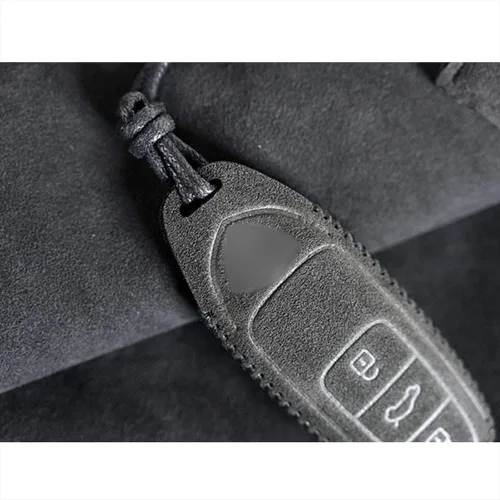 Vista 3 de Luxury Suede Handmade Leather Key Fob Case Holder Shell Fit for Lamborghini URUS 2018-2020 With Key Chain