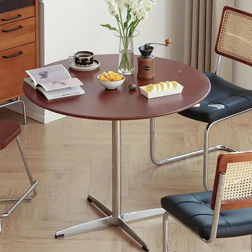 Vista 4 de Mesa de comedor redonda moderna de madera maciza con base de metal cruzada, mesa pequeña de madera marrón para oficina, mesa de centro pequeña