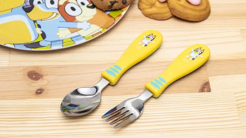 Vista 9 de Zak Designs Bluey - Juego de cubiertos para niños con divertido arte de personajes en ambos utensilios, tenedor antideslizante y cuchara es perfecto