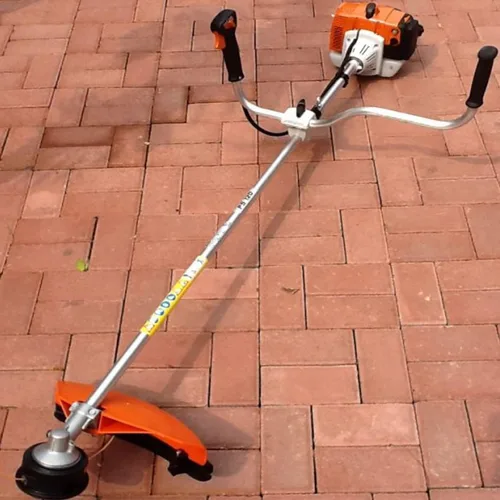 Vista 2 de Manija de tubería de aluminio manillar codo de asiento fijo para Stihl FS120 FS200 FS250 String Trimmer 4128 790 1701