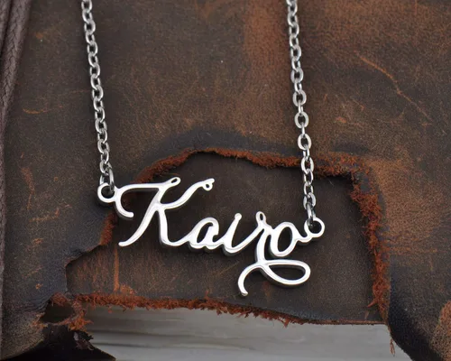 Vista 3 de Collar con nombre personalizado para cumpleaños, Metal, Acero inoxidable
