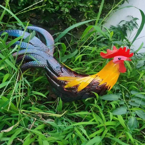 Vista 8 de Estatua de gallo para decoración de jardín de 18 pulgadas de metal de pollo para patio, magnífico y orgulloso gallo de hierro para decoración