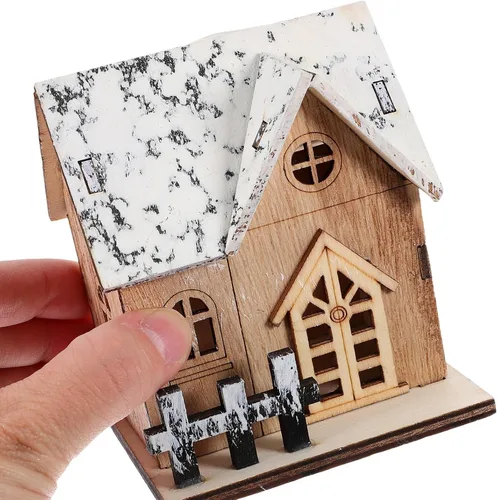 Vista 2 de Uonlytech 2 casas de Navidad iluminadas de madera, casa de Navidad de madera, iluminada por LED, edificios coleccionables para Navidad, invierno