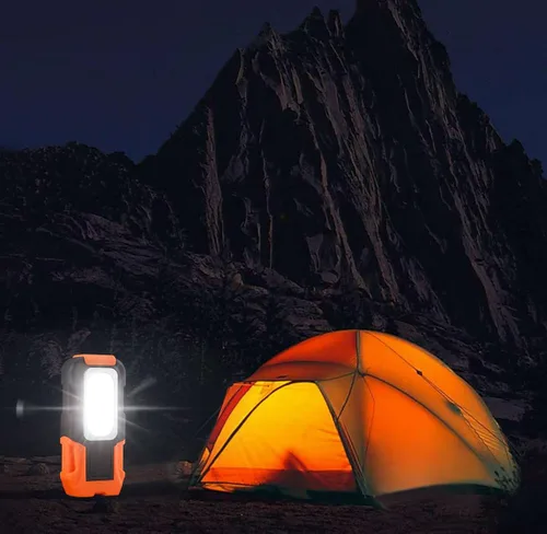 Vista 6 de Luz de trabajo LED transportable, 200 lúmenes, multiuso, linterna, base magnética y gancho para colgar, a batería, 5000 K luz de día, ángulo