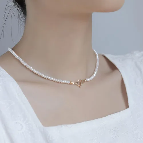 Vista 3 de Cowlyn Pearl Choker Dainty Adjustable Necklace 18K Gold Plated Cultured Barque Pearl Tiny Chain Delicate Mother's Valentine Jewelry for Women Girls