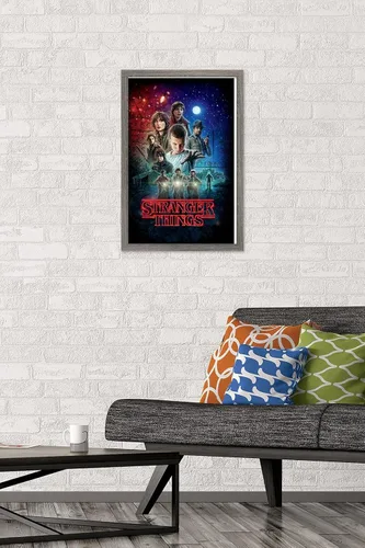 Vista 2 de Trends International Netflix Stranger Things - Póster de pared de una hoja, 14.725 x 22.375 pulgadas, versión enmarcada de madera de granero