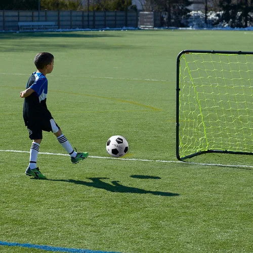Vista 9 de Franklin Sports - Pelotas de fútbol para jóvenes y adultos - Tamaños 3, 4 y 5 - Paquetes individuales y a granel - Negro y blanco