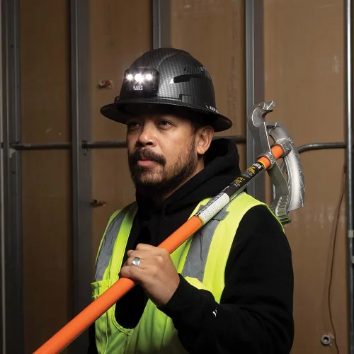 Vista 10 de Klein Tools KARBN Full Brim Vented Hard hat, Class C, Premium Comfort and Jobsite Protection