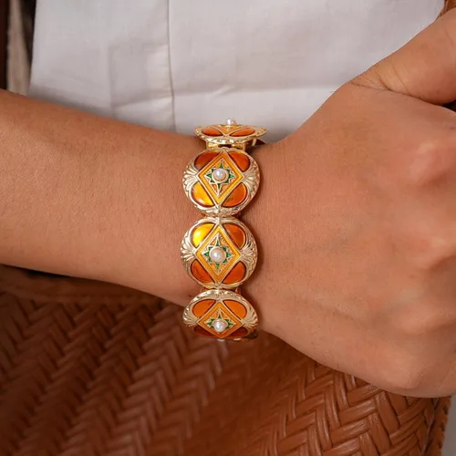 Vista 3 de Pulsera de oro para mujer, pulseras Strecth con círculo geométrico a la moda, joyería de tendencia de mariposa