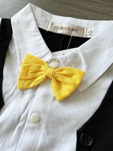 Vista 4 de stylesilove.com Baby Boy Bowtie - Mameluco de dibujos animados