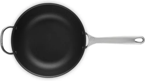 Vista 2 de Le Creuset - Sartén Tri-Ply de acero inoxidable de 3.5 quart con revestimiento antiadherente