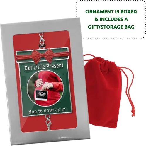Vista 4 de BANBERRY DESIGNS Sonogram Picture Ornament 2025 – Anuncio de embarazo – Adorno de Navidad – Regalo de nueva mamá – 3.5 pulgadas de alto – 1.75