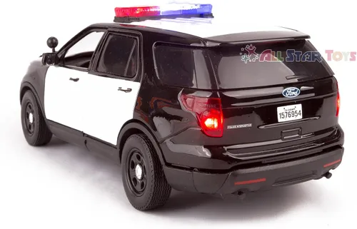 Vista 3 de Motormax 79536 2015 Ford Police Interceptor Utility Negro y Blanco con barra de luz intermitente, luces delanteras y traseras y 2 sonidos 1/24
