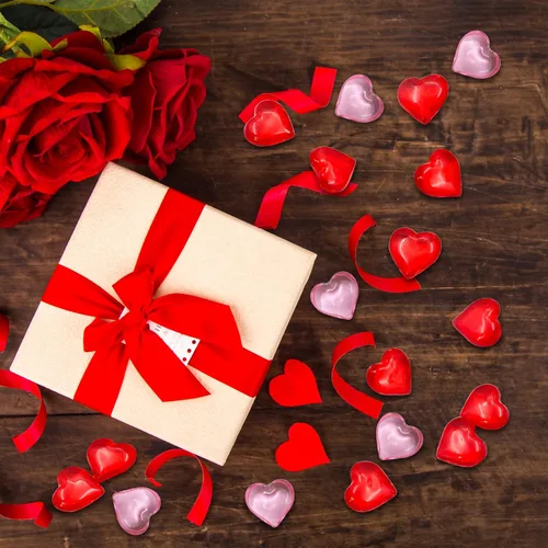Vista 7 de 200 corazones acrílicos rosados, relleno de jarrón de 0.866 in, decoraciones para el día de San Valentín, decoración de mesa de corazón de plástico