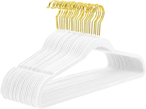 Vista 15 de MIZGI Paquete de 30 perchas de terciopelo de alta calidad, resistentes, antideslizantes, delgadas, perchas de terciopelo negro, ganchos dorados