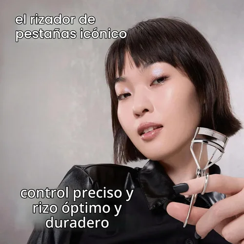 Vista 5 de Shu Uemura Iconic Eyelash Curler, Achieve Precise Control and Long-Lasting Curl - Includes Silicone Replacement Pad. Professional Makeup Artist Tool