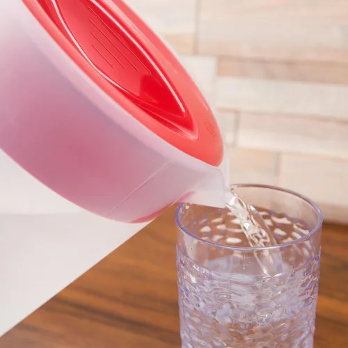 Vista 6 de Rubbermaid Jarra clásica de 1 galón con base transparente, tapa roja