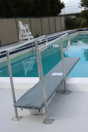 Vista 4 de Outdoor Solutions CS-6DC - Cubierta para tabla de buceo, 6 pies, color gris