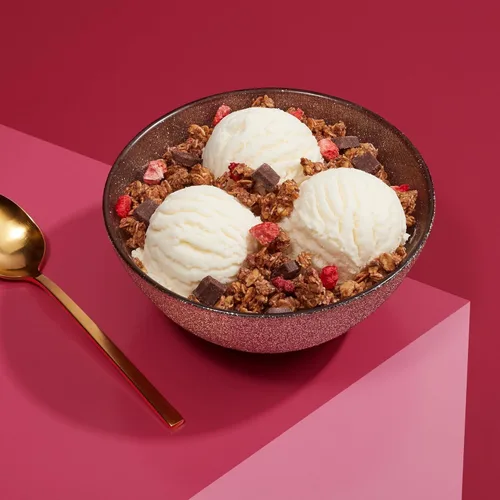 Vista 6 de Love Crunch Granola Orgánica de Chocolate Negro y Bayas Rojas, 15 lb (Paquete de 1), Sin OGM, Comercio Justo, de Nature's Path