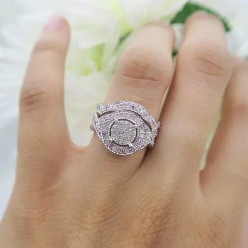 Vista 5 de Dazzlingrock Collection - Anillo de compromiso para mujer, diseño de zafiro rosa y diamantes blancos, plata de ley