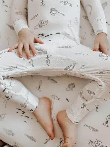 Vista 40 de GUNAMUNA Pijama unisex convertible ultrasuave para bebé, mameluco con cremallera para pañales, recién nacido a 24 meses
