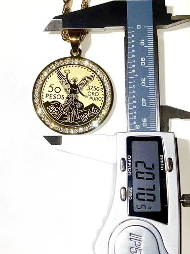 Vista 4 de Hombres Mujeres 925 Italia 14k Acabado Oro helado Moneda Mexicano Moneda 50 Pesos Ice Out Colgante Acero Inoxidable Real 0.098in Cadena Cadena