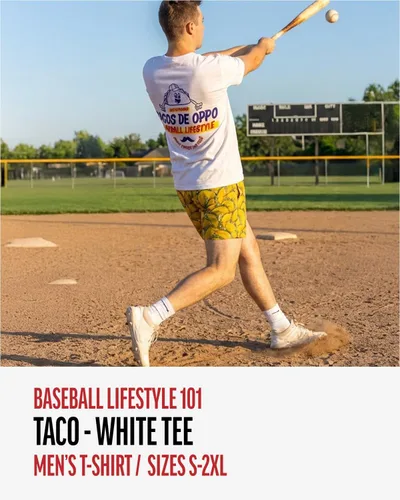 Vista 2 de Baseball Lifestyle 101 Camiseta Taco para hombre, color blanco, suave mezcla 60/40, transpirable, camiseta con costuras laterales, tallas