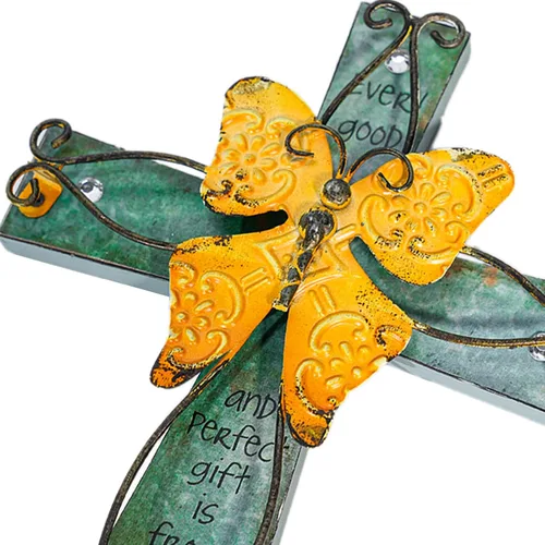 Vista 4 de MelinSam Crucifijo de madera único con mariposa decorativa de metal envejecido y oración inspiradora inscrita en la cruz
