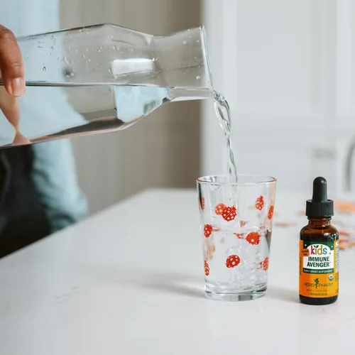 Vista 5 de Herb Pharm Kids Fórmula Herbal Vengador Inmune Certificado-Orgánico Sin Alcohol, 1 Onza