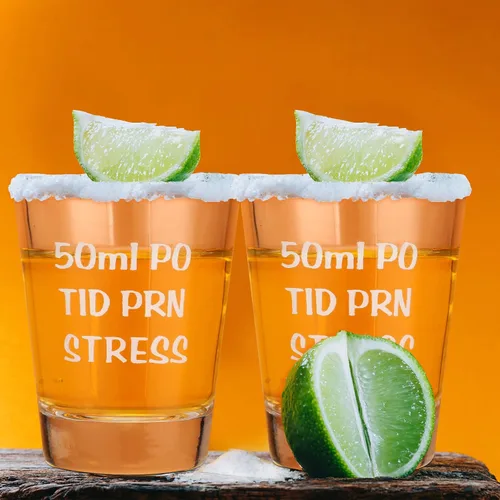 Vista 5 de Pinkunn 12 vasos de chupito divertidos para enfermeras de 1.75 onzas, regalos de enfermería divertidos para mujeres u hombres, regalos para fiesta