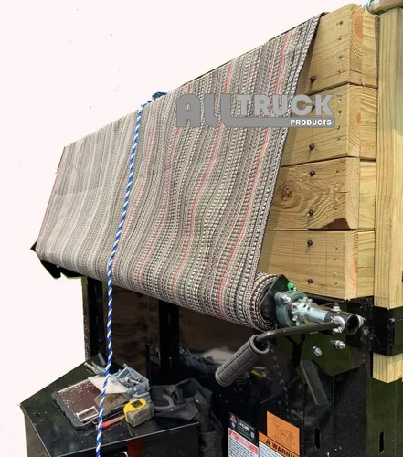 Vista 3 de All Truck Products - Kit de rodillos de lona de manivela de 7 pies 6 pulgadas x 12 pies con lona de malla negra para camión volquete o remolque