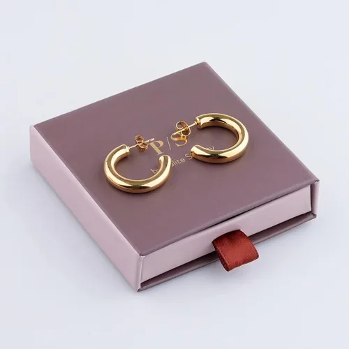 Vista 2 de Polite Society Hoop Gold Earrings for Women – 18K Gold Plated Earrings,Lightweight Timeless, hypoallergenic jewelry perfect for everyday wear or as